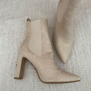 Billini Cream Textured Heeled Boots